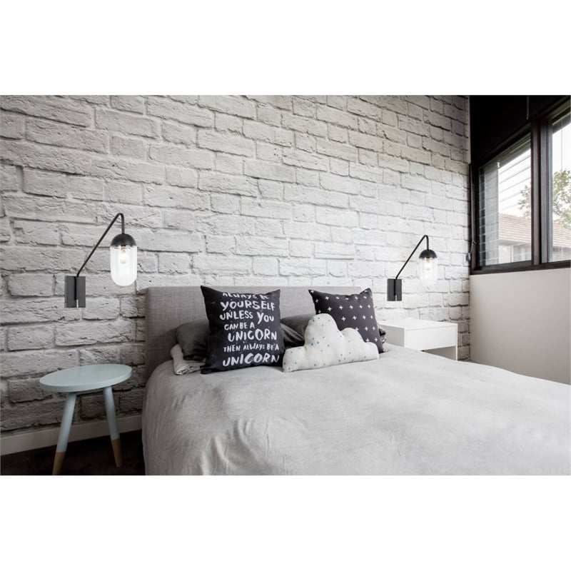 Living District Kace 1-Light Metal Wall Sconce in Black and Clear Glass