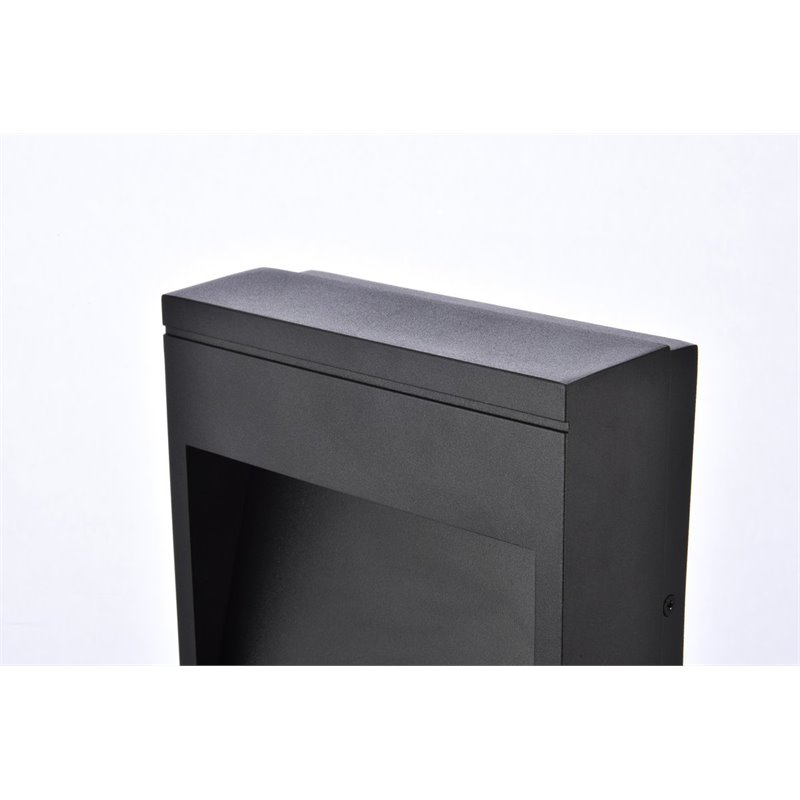 Living District Raine 1-Light Aluminum LED Wall Sconce in Black