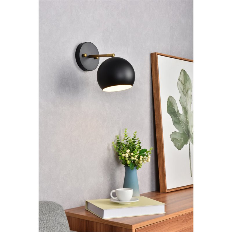 Living District Othello 1-Light Mid-Century Metal Wall Sconce in Black and Brass
