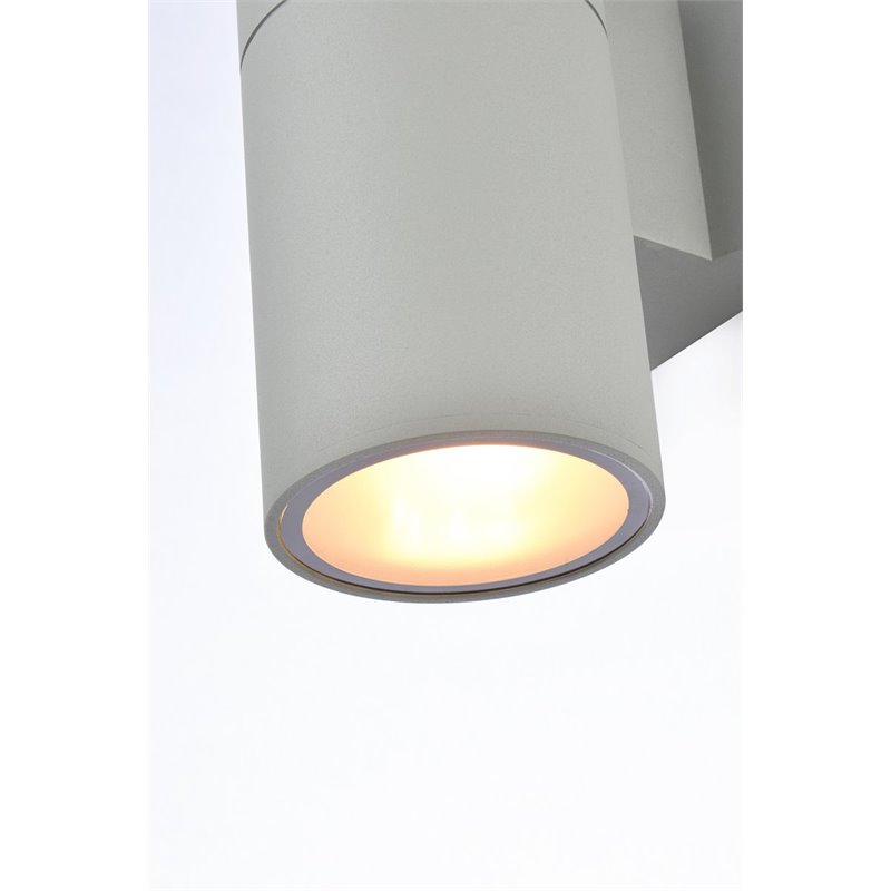 Living District Raine 1-Light Modern Aluminum Outdoor Wall Light - Silver
