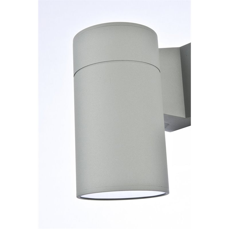 Living District Raine 1-Light Modern Aluminum Outdoor Wall Light - Silver