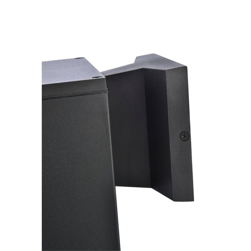 Living District Raine 1-Light Modern Aluminum Outdoor Wall Light in Black