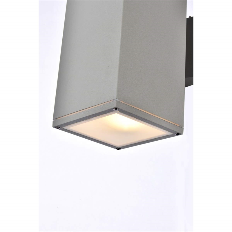 Living District Raine 1-Light Modern Aluminum Outdoor Wall Light in Silver