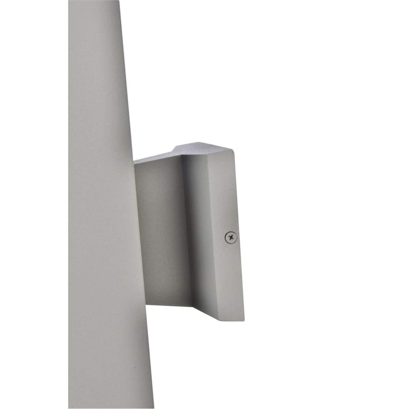 Living District Raine 1-Light Modern Aluminum Outdoor Wall Light in Silver