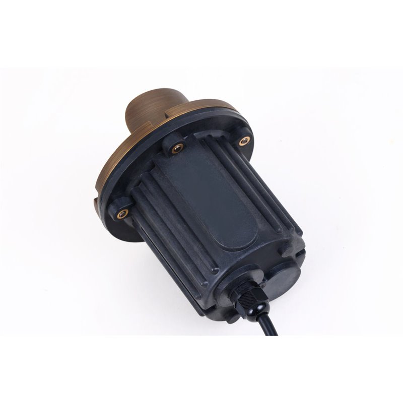 Elitco Lighting Aera Cast Brass Well Light with Integrated Canopy in Brass