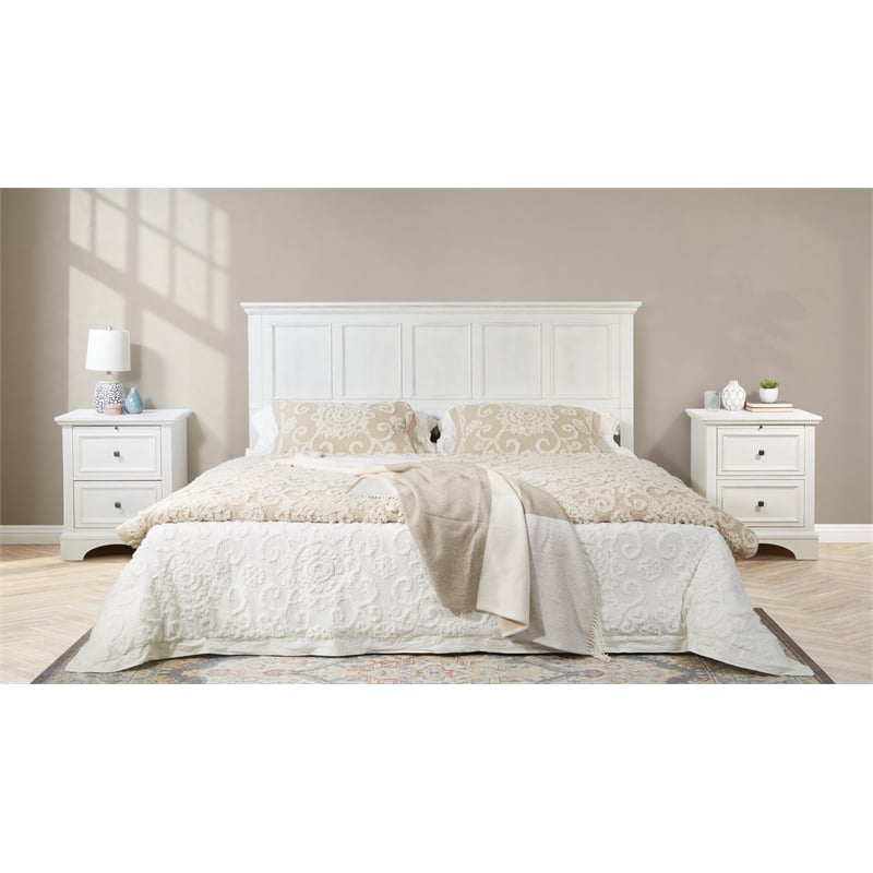 Farmhouse Basics Bed King 3pc. Bedroom Set in Rustic White Engineered Wood