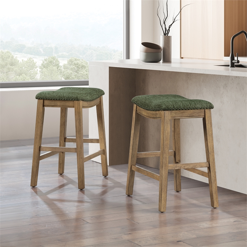 Saddle Stool 24