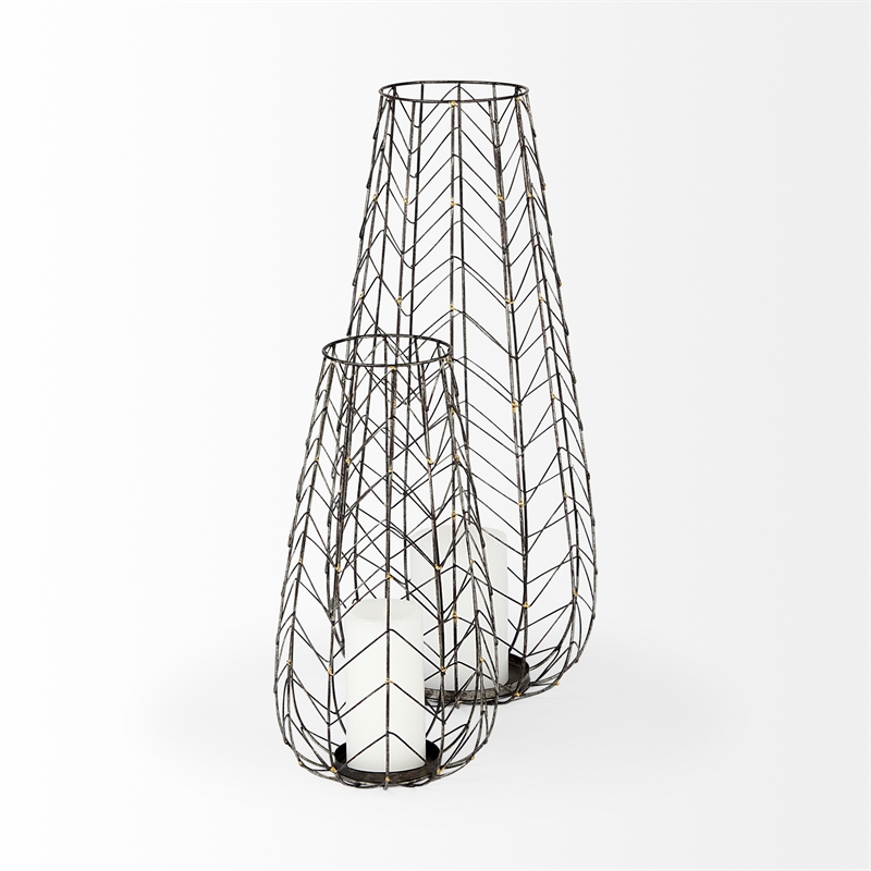 Mercana Petiole I Small Gold Toned Metal Table Candle Holder
