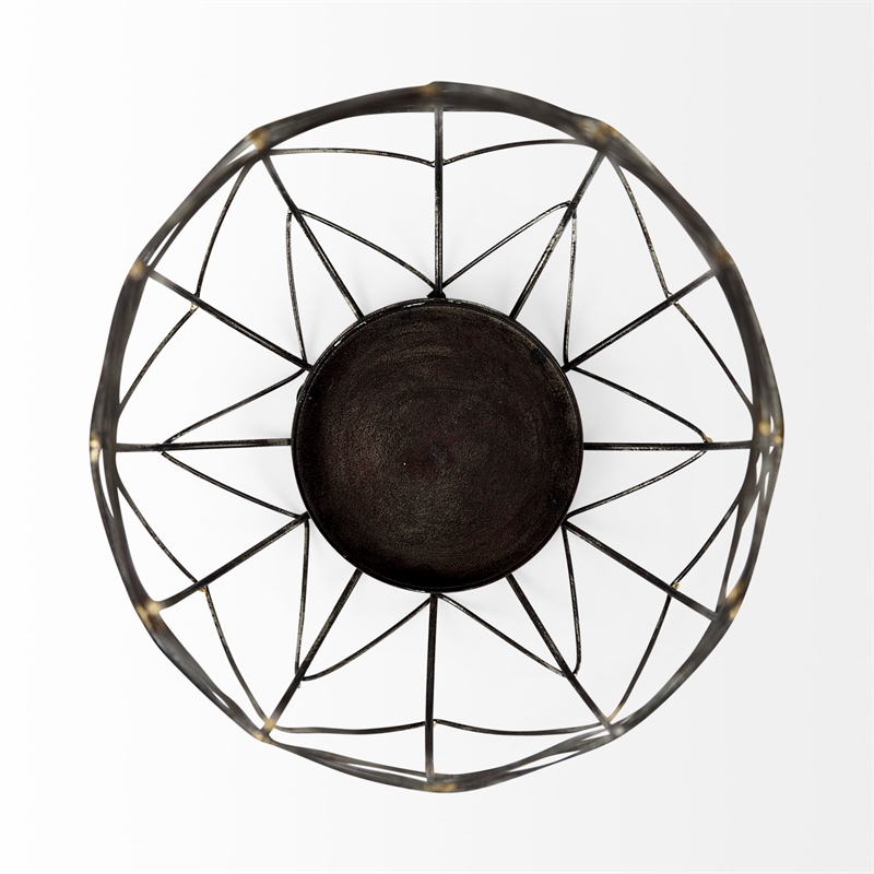 Mercana Petiole I Small Gold Toned Metal Table Candle Holder