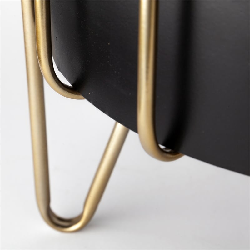 Mercana Pianta Metal Industrial Styled Planters in Black (Set of 2)