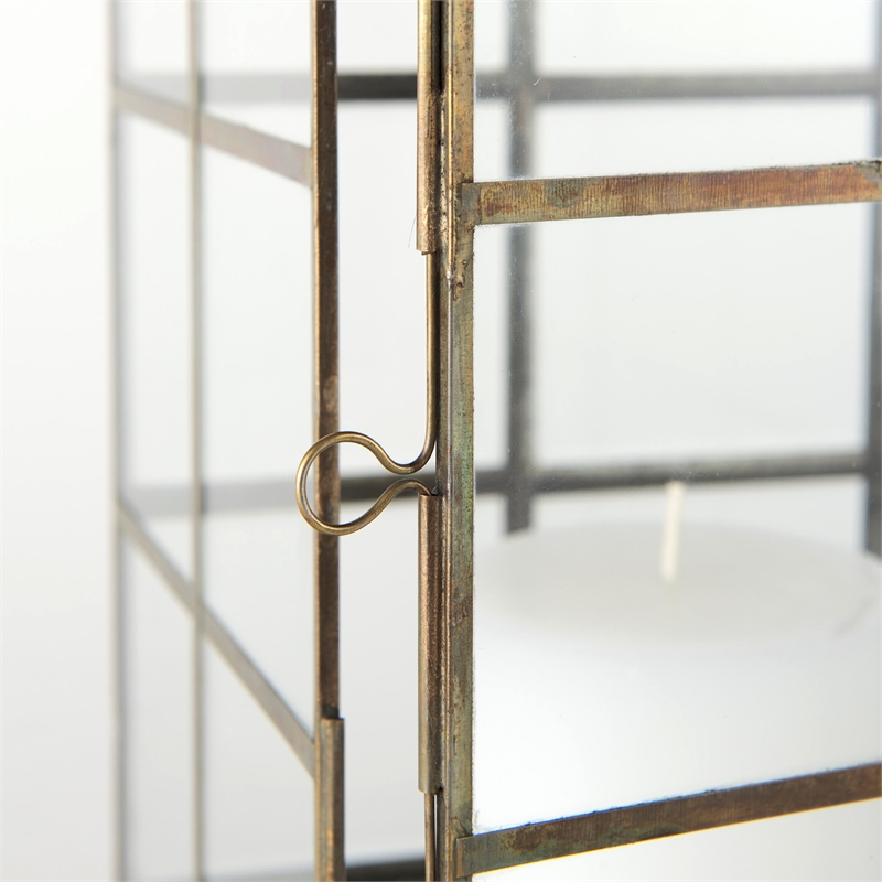 Mercana Grimwig Small 8L X 8W X 15H Lantern W/Sheet Base Without Bevel in Gold