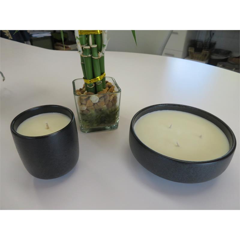 Kaori Cup Luxury Candle in Bamboo Green Tea Essential Oils Black in Cotton Wick