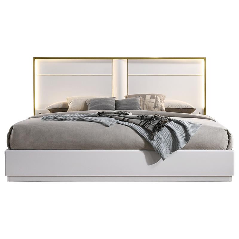 Best Master Havana Poplar Wood East King Platform Bed in White with