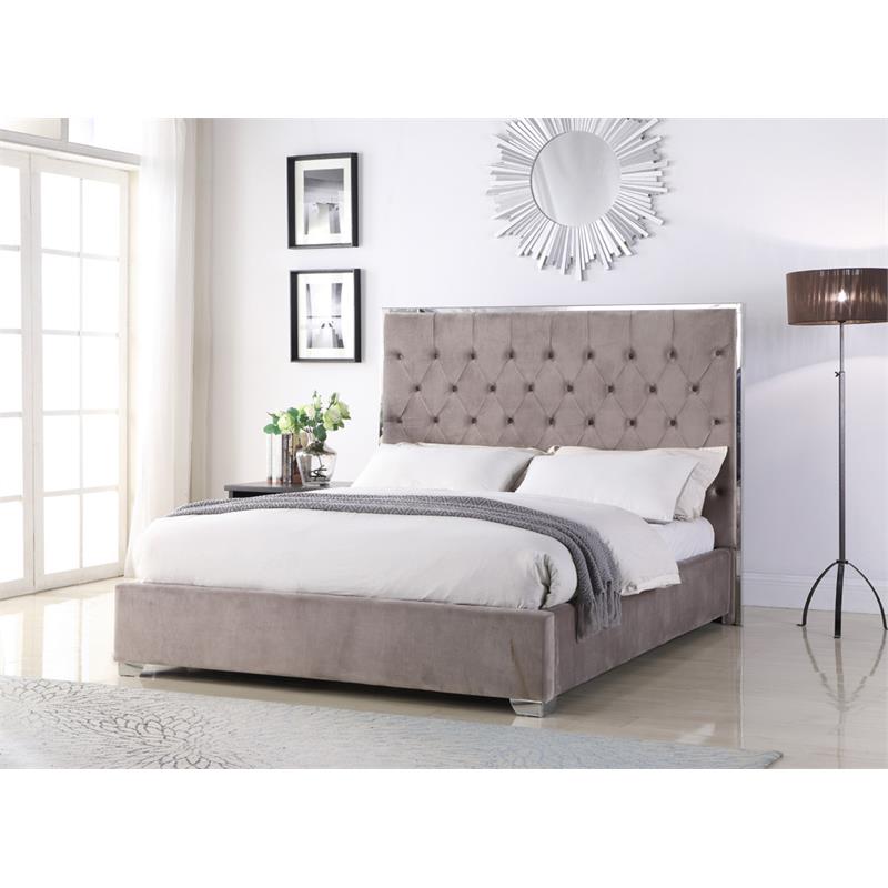 Best Master Kressa Velour Fabric Tufted Queen Platform Bed in Light Gray