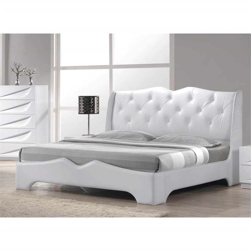Best Master Madrid Leather- Like Fabric Cal King Platform Bed in Off White