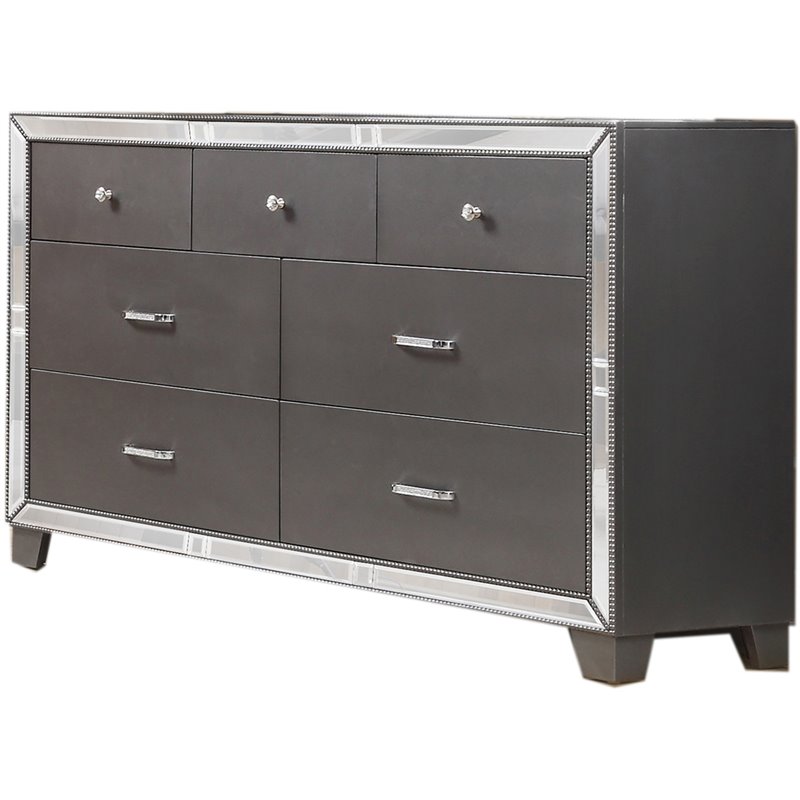 Best Master Furniture Beronica 64