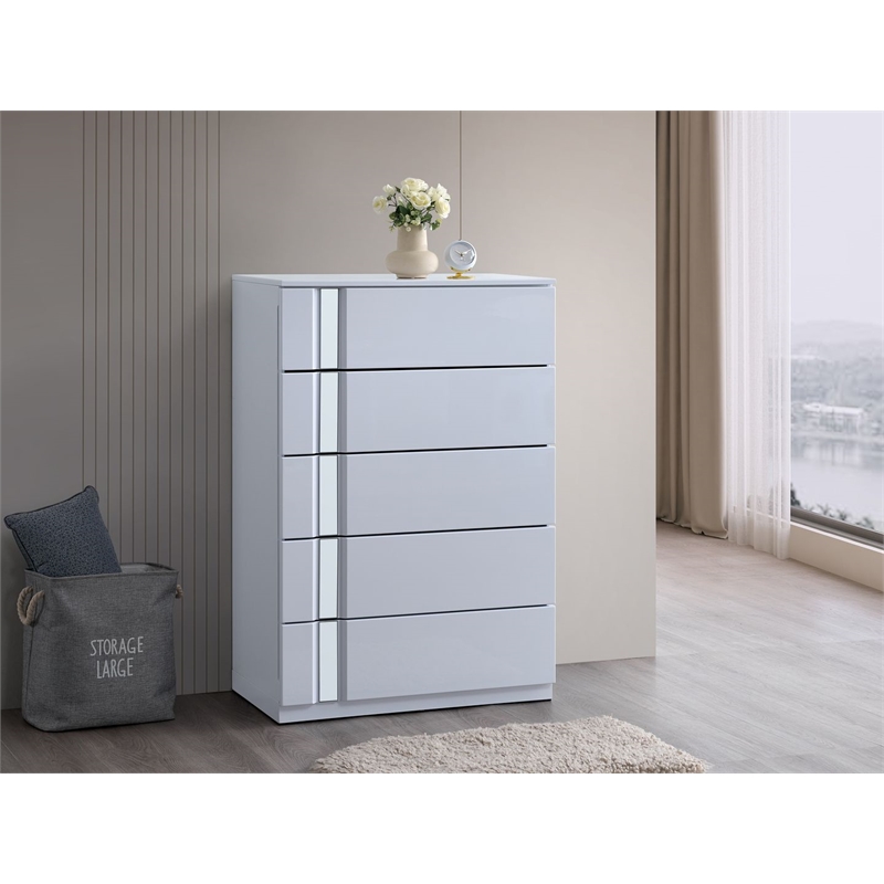 Best Master Furniture Denver Modern Mirrored 5-Drawer Chest (White)