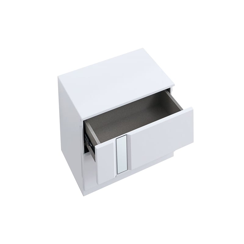 Best Master Furniture Denver Modern Mirrored 2-Drawer Nightstand (White)