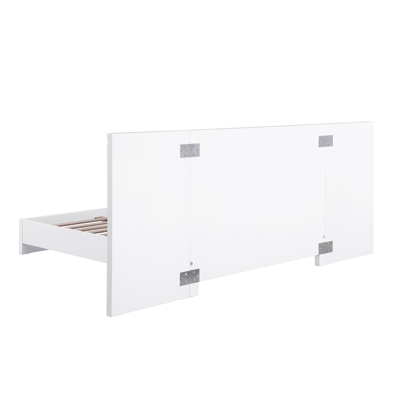 Best Master Furniture Trevello Modern California King Bed Frame (White/Gold)