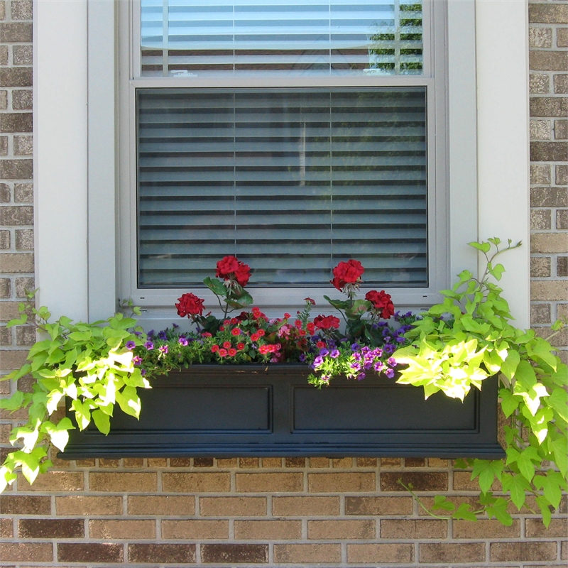 Mayne Fairfield 4ft Traditional Plastic Window Box in Black