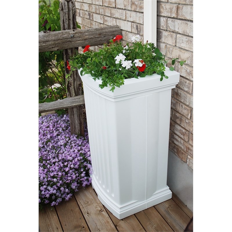 Mayne Madison Weatherproof Traditional Plastic Rain Catcher in White