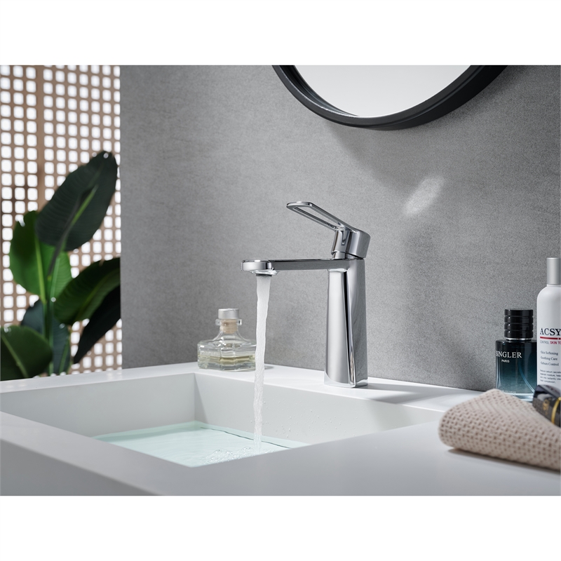 Paula Single Hole Single-Handle Brass Bathroom Faucet in Prolished Chrome