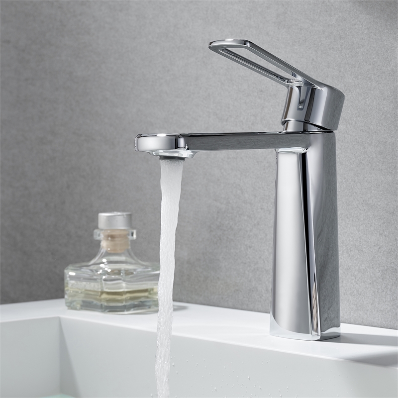 Paula Single Hole Single-Handle Brass Bathroom Faucet in Prolished Chrome