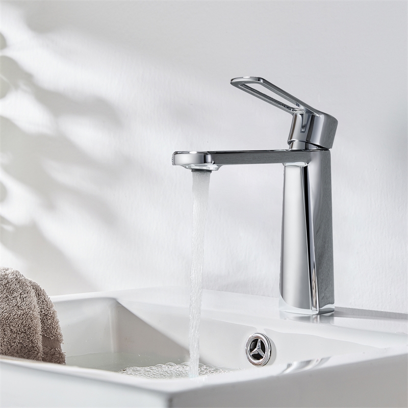 Paula Single Hole Single-Handle Brass Bathroom Faucet in Prolished Chrome