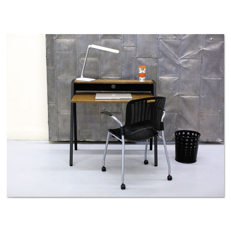 Safco Vamp LED Desk Lamp in Silver