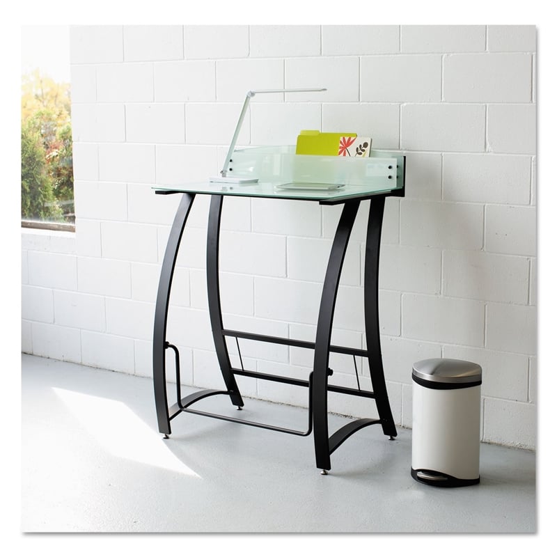 Safco Vamp LED Desk Lamp in Silver