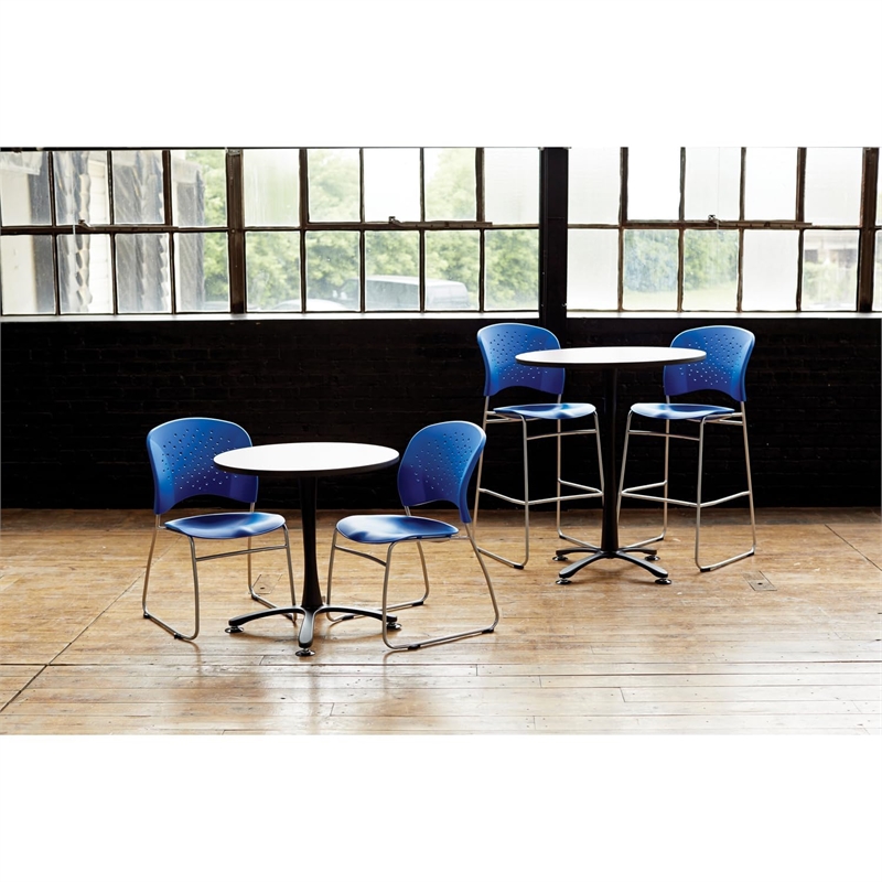 Safco Reve Modern Plastic Guest Chair with Sled Base in Green (Set of 2)