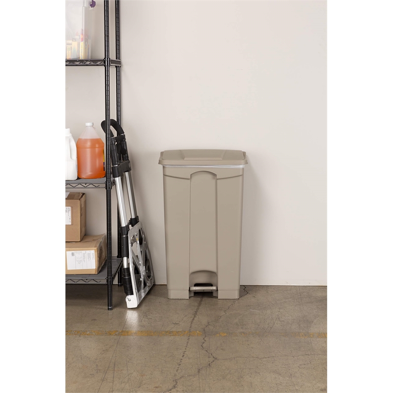 Safco Plastic Step-On Receptacle - 17 Gallon in Tan