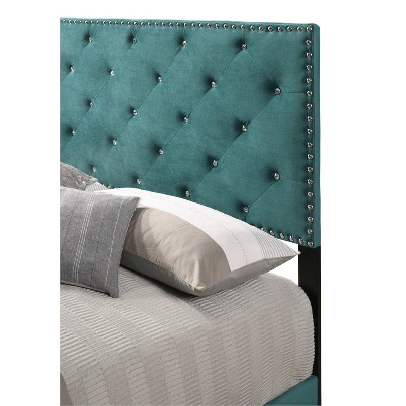 Glory Furniture Suffolk Velvet Upholstered Full Bed in Green