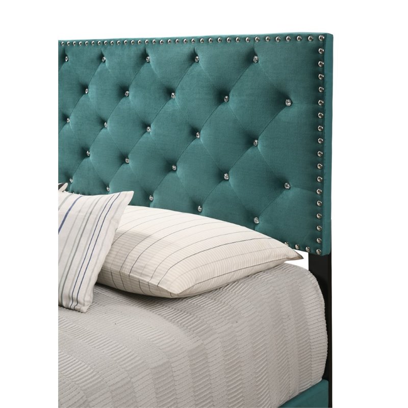 Glory Furniture Suffolk Velvet Upholstered King Bed in Green