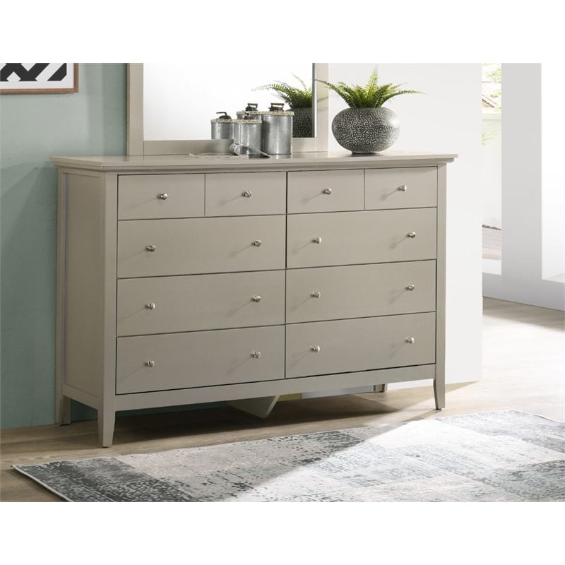 Glory Furniture Hammond Wood Veneer 8-Drawer Bedroom Dresser in Silver Champagne