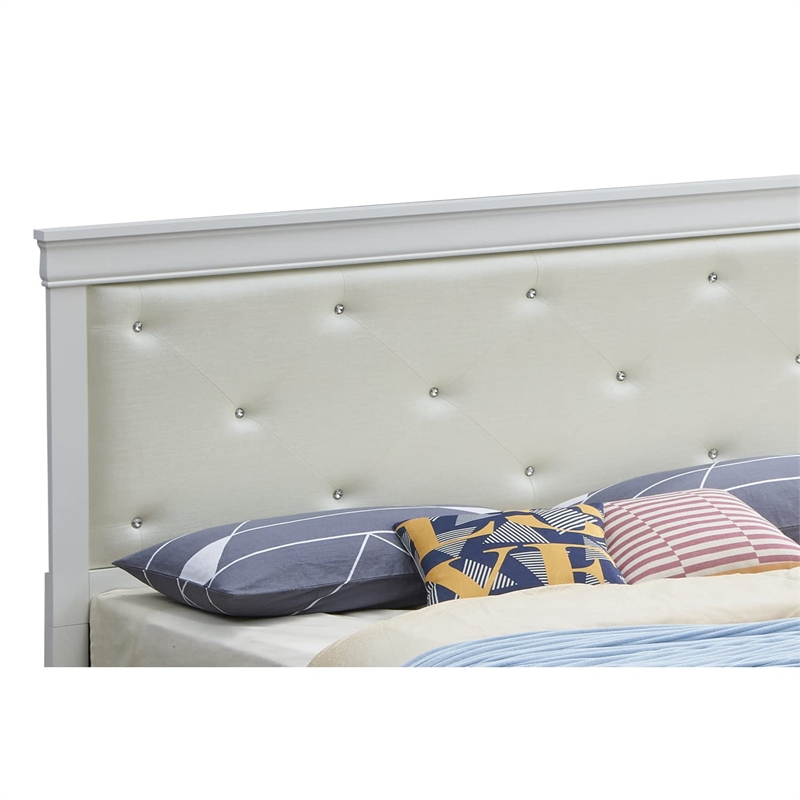 Glory Furniture Lorana Queen Sleigh Bed in Pearl White