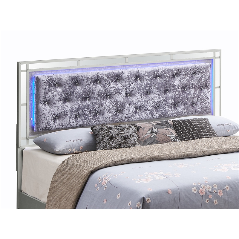 Glory Furniture  Queen Size Bed  Silver Champagne
