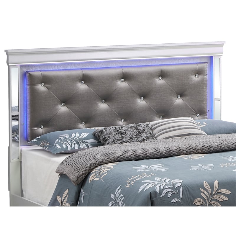 Glory Furniture Verona Wood Queen Size Bed Silver Champagne