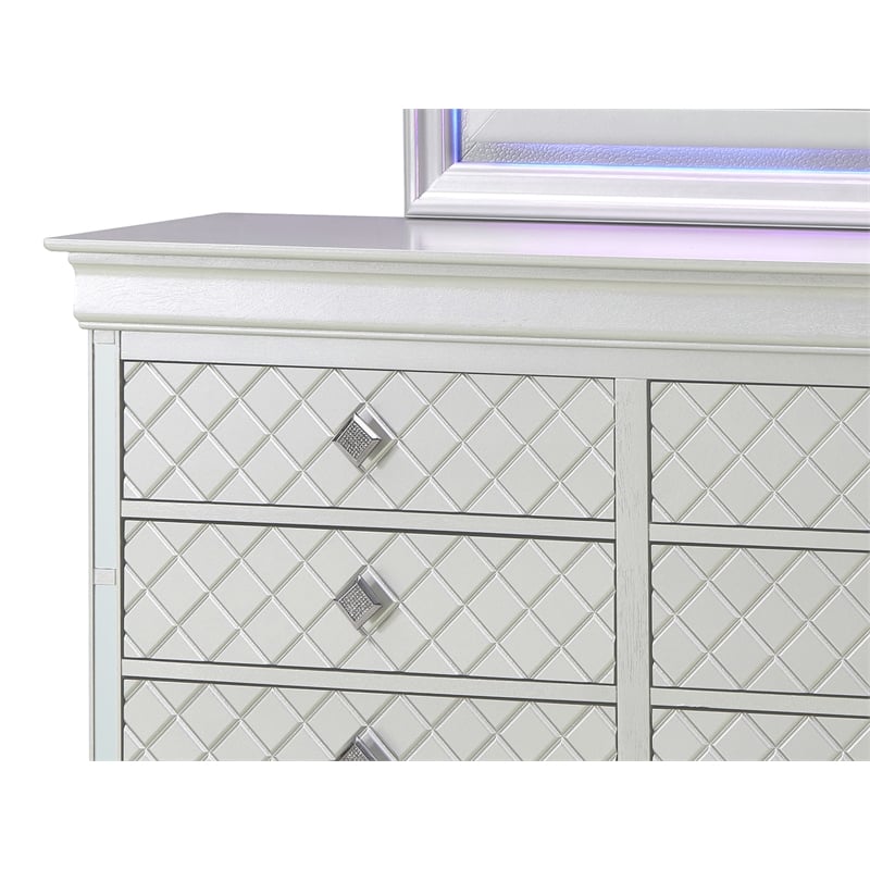 Glory Furniture Verona 6-Drawers Bedroom Chest in Silver Champagne