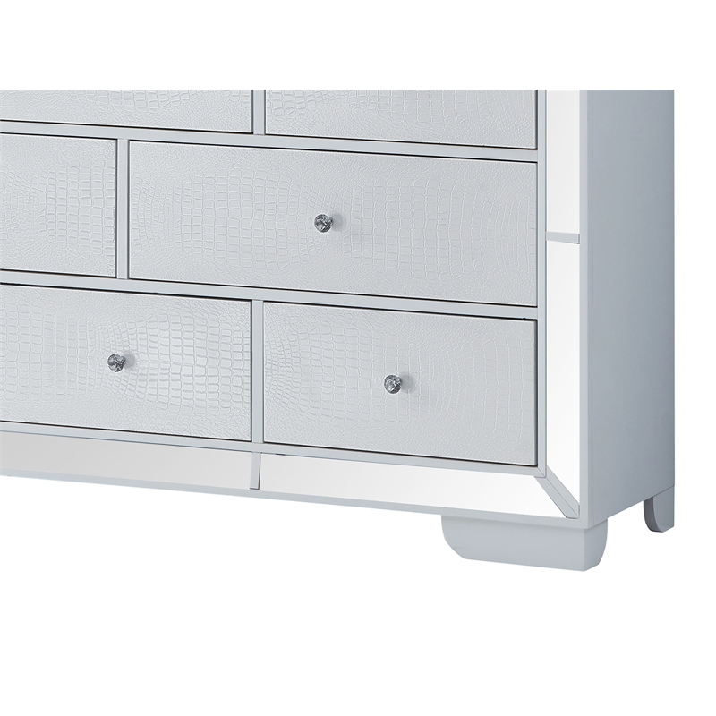 Glory Furniture Hollywood Hills 8-Drawers Bedroom Dresser in White