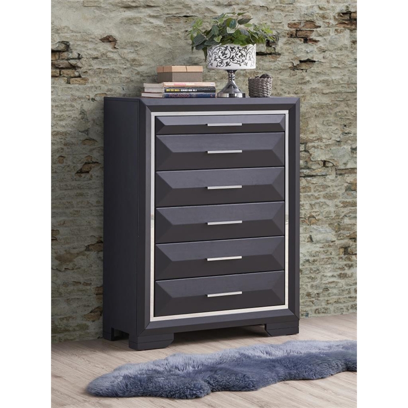 Glory Furniture Liverpool 5-Drawers Bedroom Chest in Black