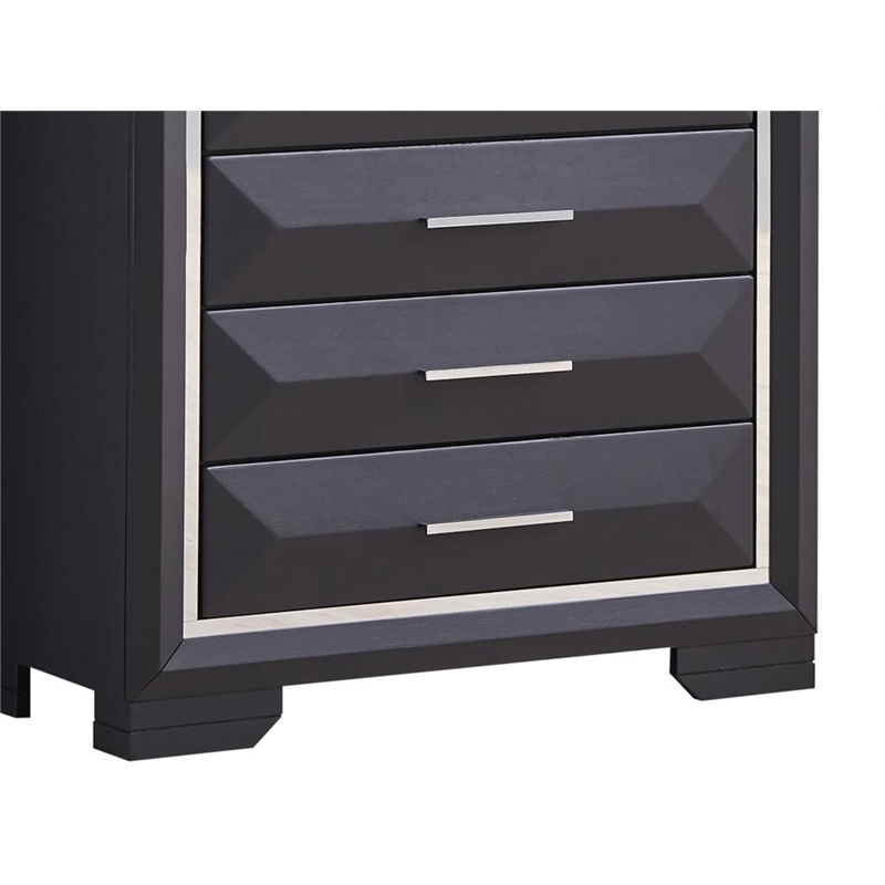Glory Furniture Liverpool 5-Drawers Bedroom Chest in Black