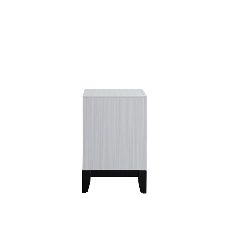 Glory Furniture Glasgow G04390-N Nightstand  White