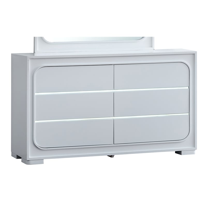 Glory Furniture Milan 6-Drawers Wood Bedroom Dresser in White