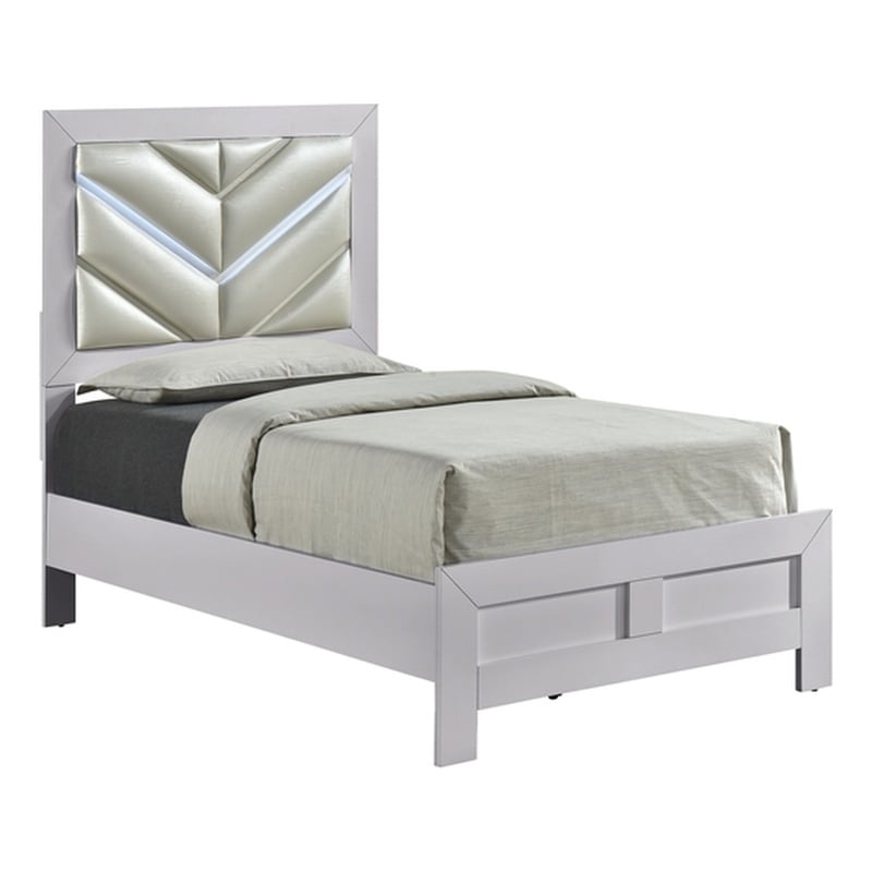 Glory Furniture Moreland G002900A-TB Twin Bed  Sparkling White