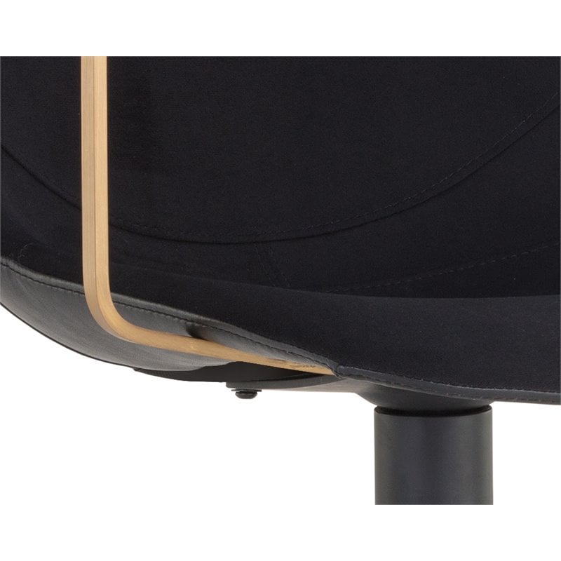 Sunpan Cassius 18.5