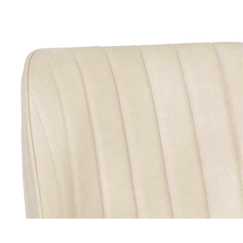 Sunpan Clinton 19.50