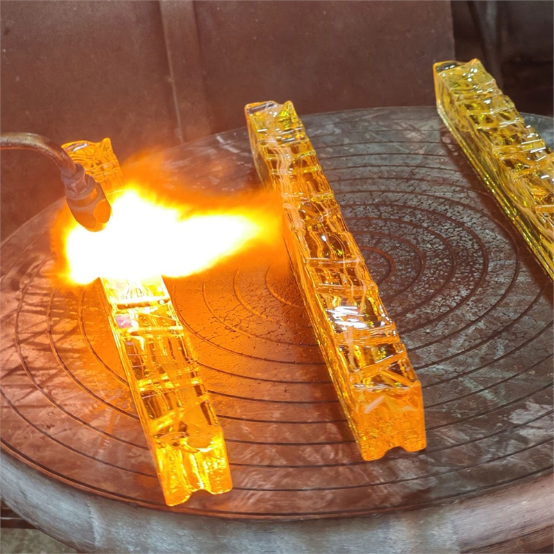 Valira Integrated LED Brass Wall Light