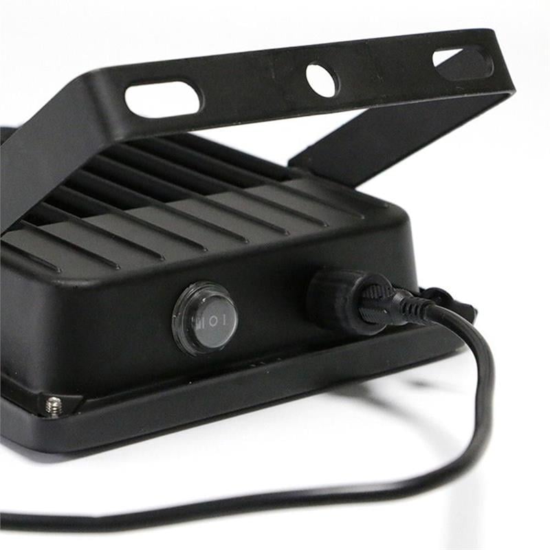 eLEDing Outdoor Integrated LED Landscape Flood Light with Panel in Black