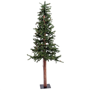 Vickerman Plastic Artificial Christmas Tree with 921 PVC Tips in Green